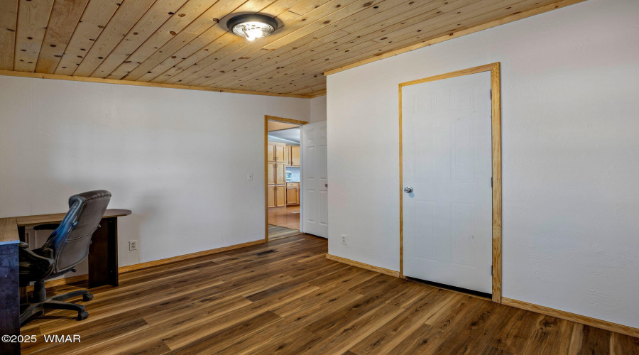 6950JacksHighRd-ShowLow-AZ-16