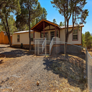 6950JacksHighRd-ShowLow-AZ-1