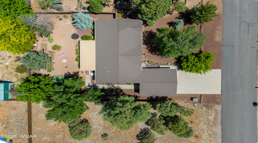 Drone Top