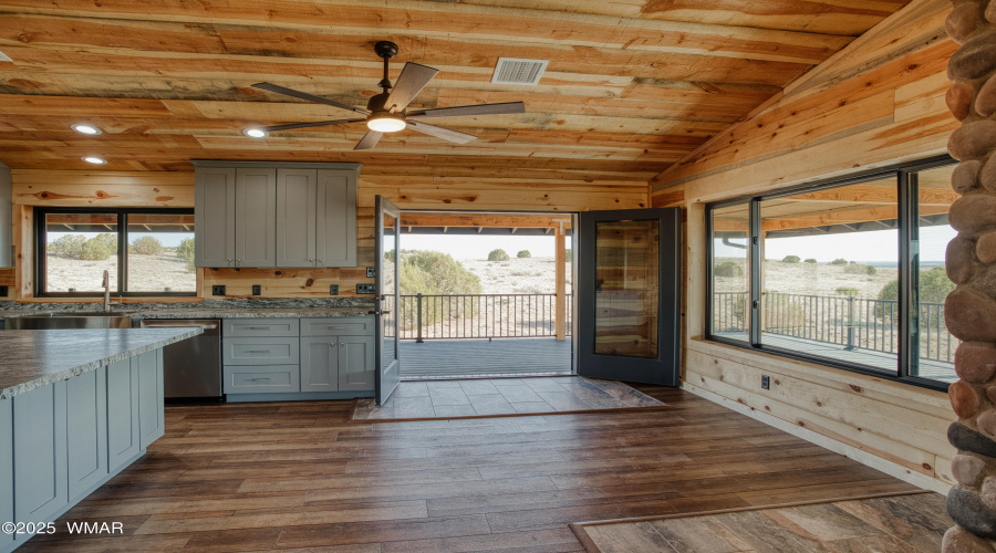 Indoor-Outdoor Living
