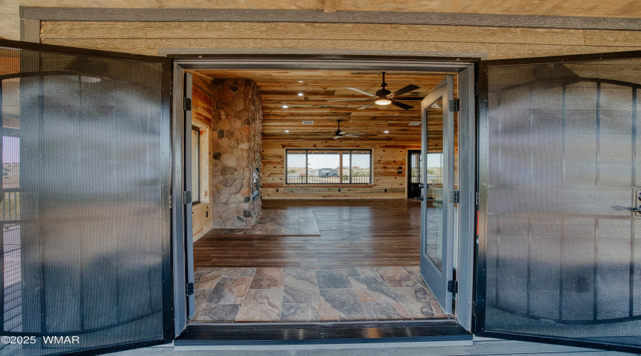 Indoor-Outdoor Living