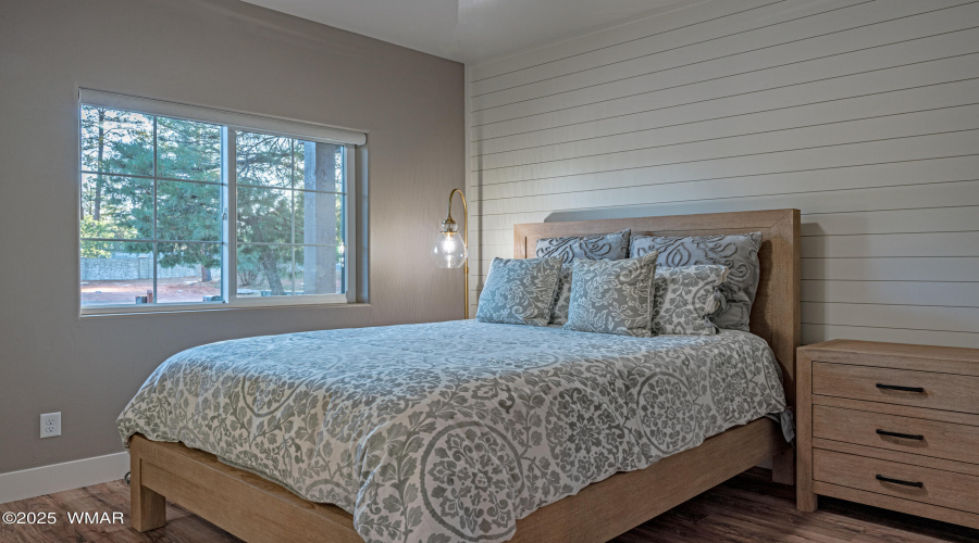 Guest bed 2