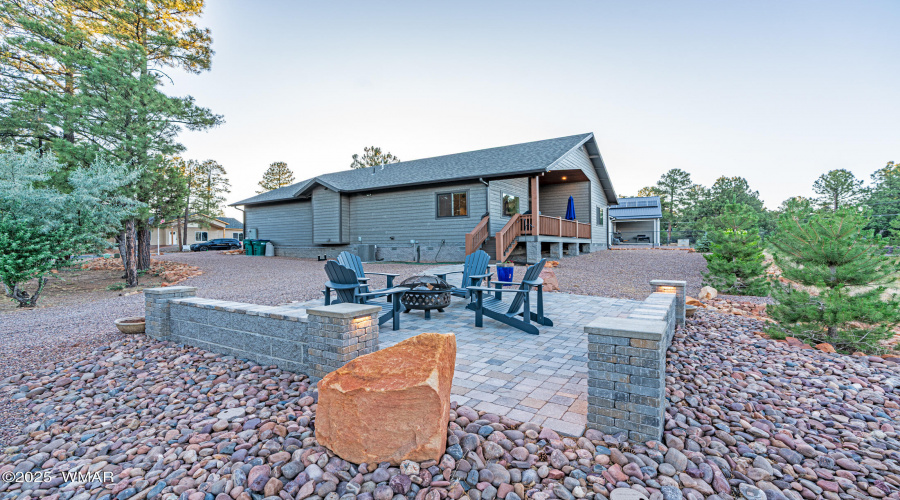 Paver firepit