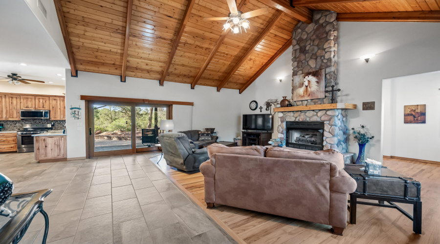 Living Room (1)
