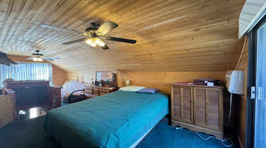 Upstairs bedroom