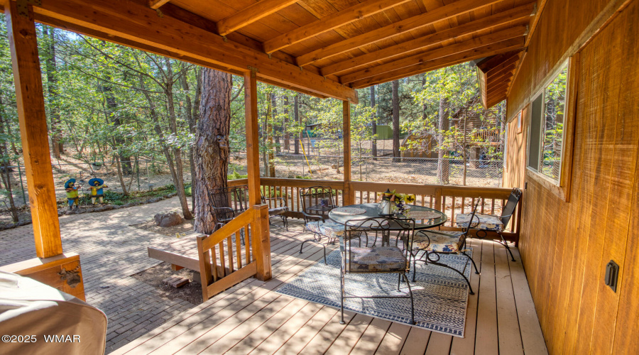 Lovely back deck