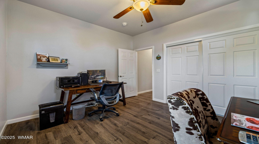 Bedroom 3/Office
