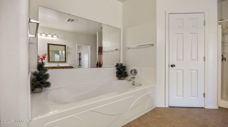 OWNER SUITE
