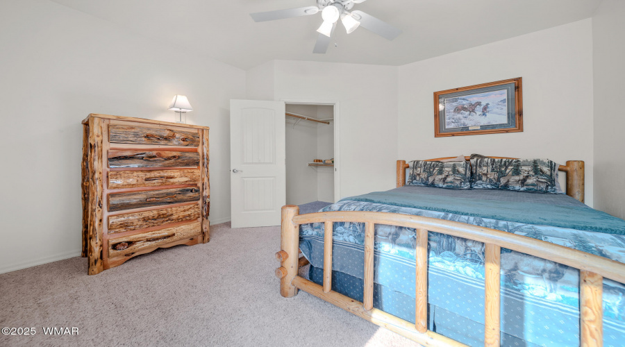 Bedroom4Lodge-03293
