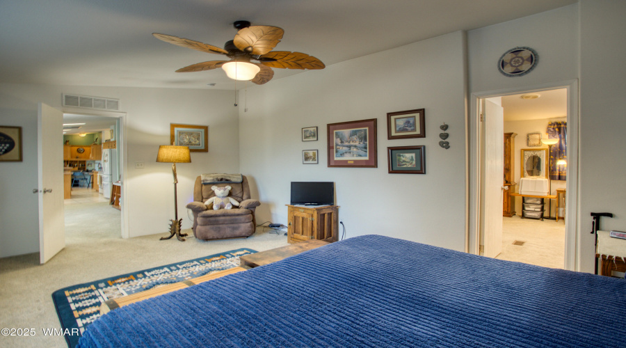 21 CR 3205, Vernon, AZ 85940