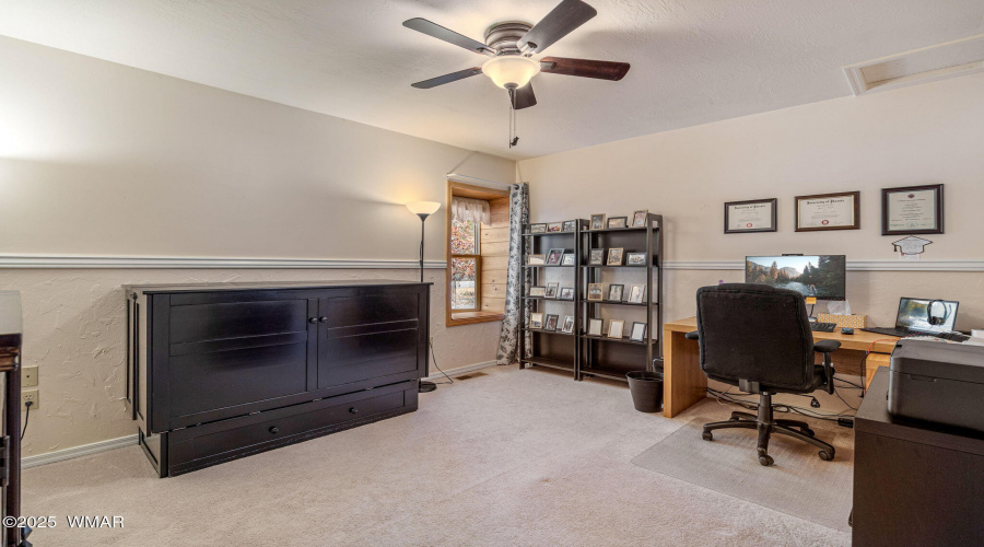 Bedroom 2/Office