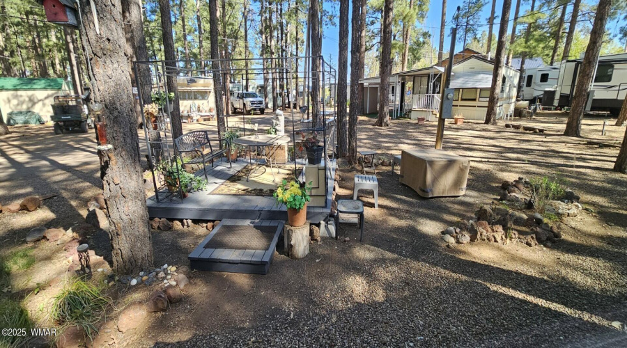 DeckandPit2