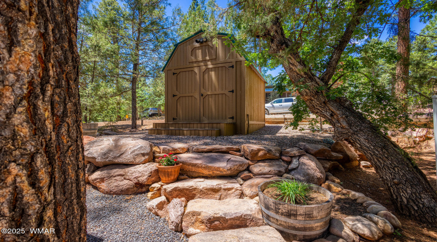 shed