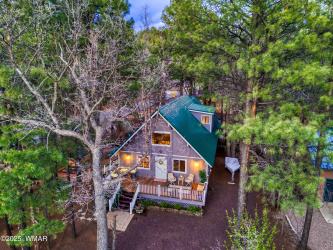 Your Pinetop Country Club Vista Cabin