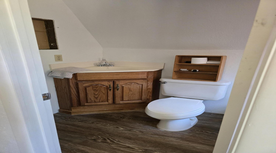 Upstairs Bathroom 1