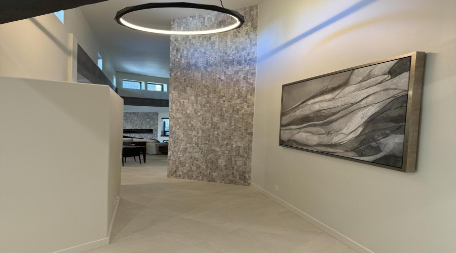 Foyer Entry