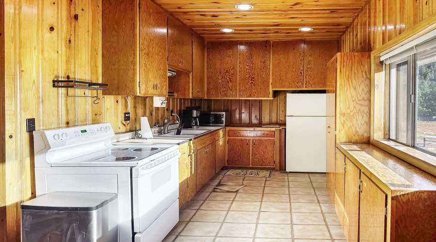 17 - Main House Kitchen