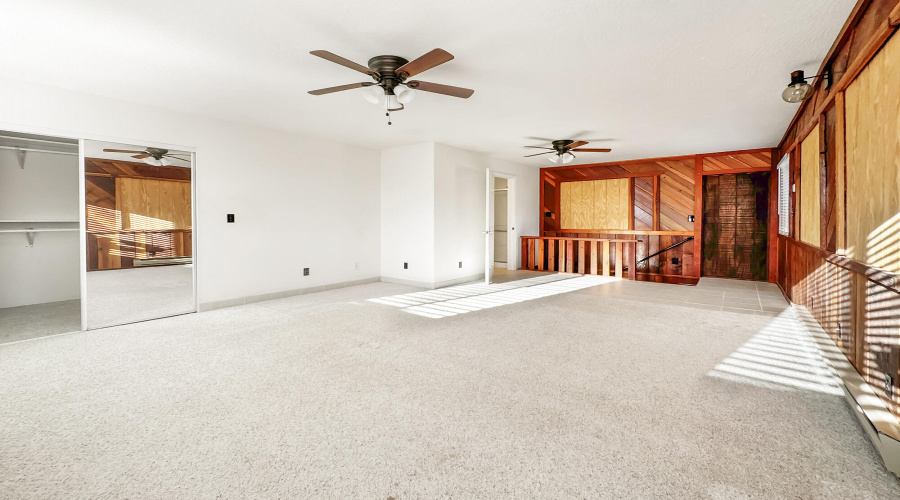 27 - Upstairs Master Suite (2)