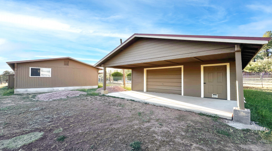 47 - Workshop & Guest House