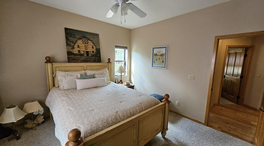 Bedroom 2 (2)
