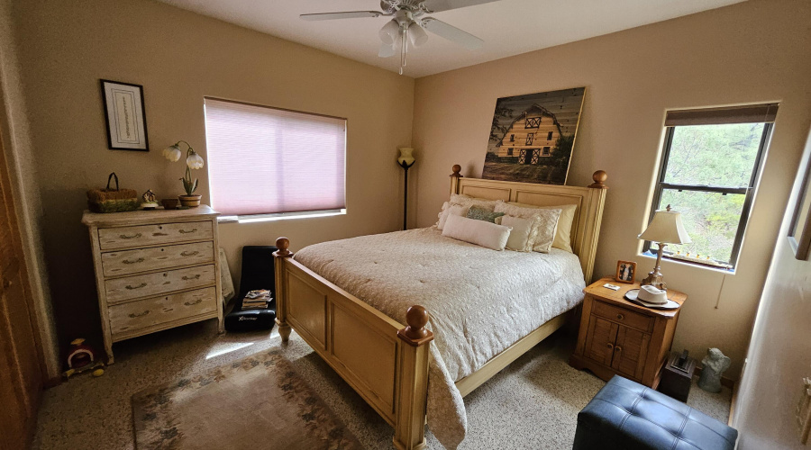 Bedroom 2 (3)