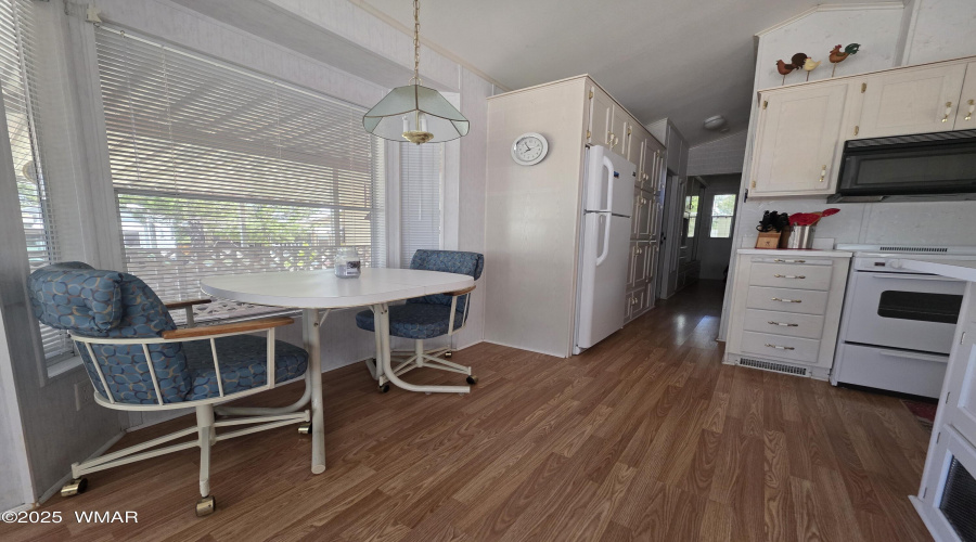 Dining AreaKitchen