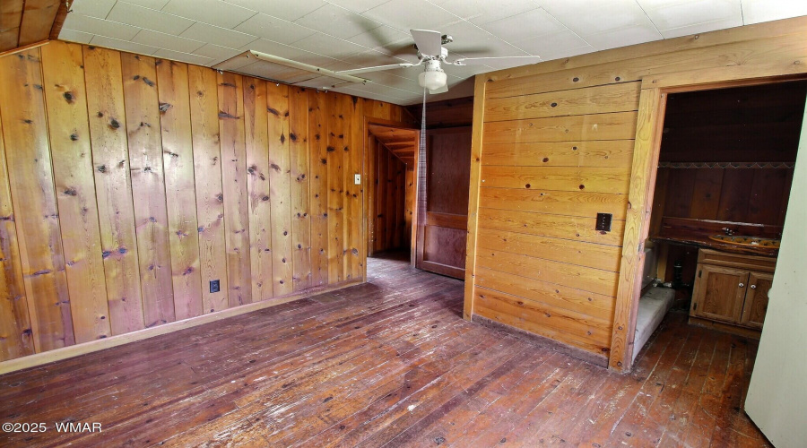 Home 1 Bedroom