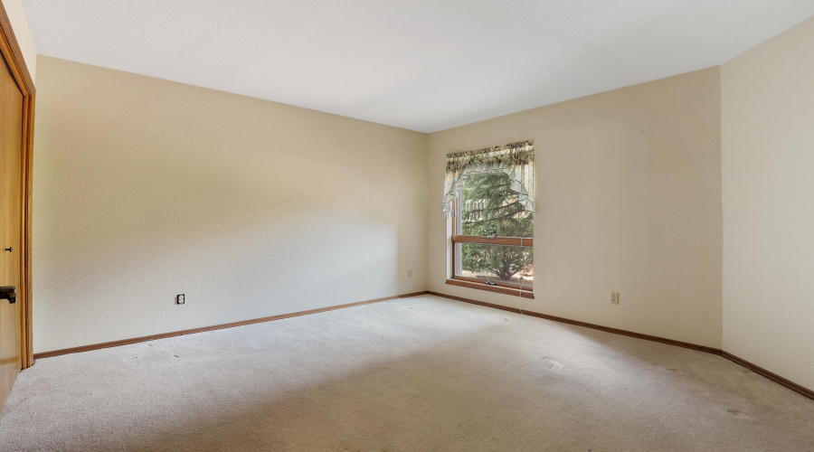 Guest Bedroom 1