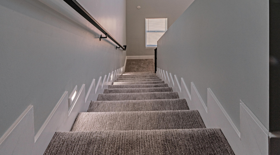 _DSC0967-HDR-Edit205stairs