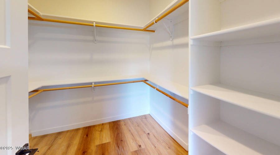 2181-W-Whispering-Springs-Closet