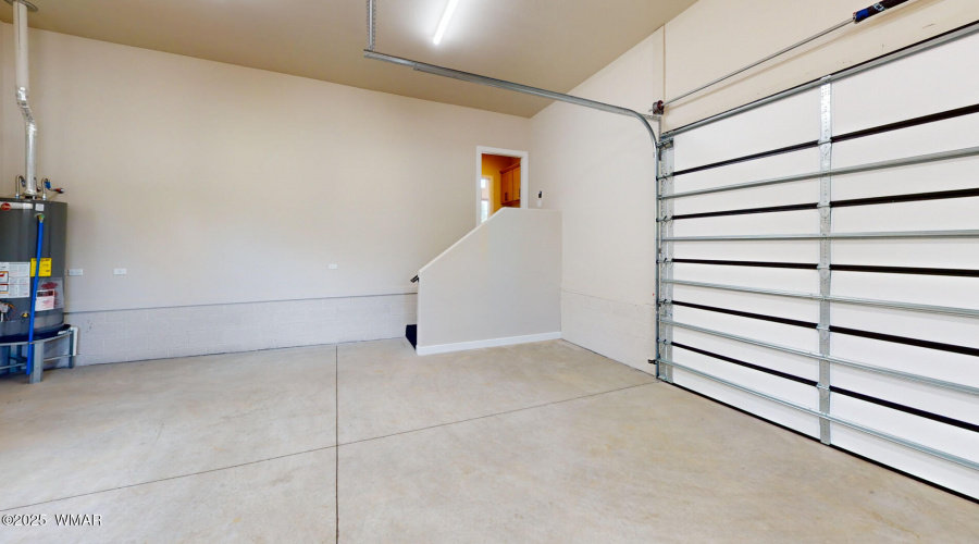 2181-W-Whispering-Springs-Garage_1