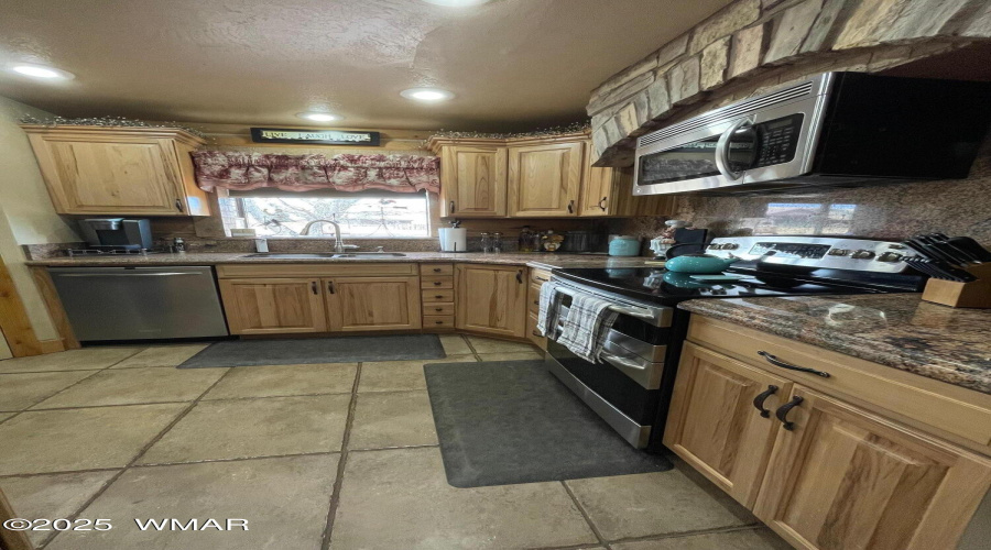183 Becker Lake, Springerville