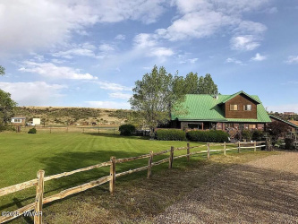 183 Becker Lake, Springerville