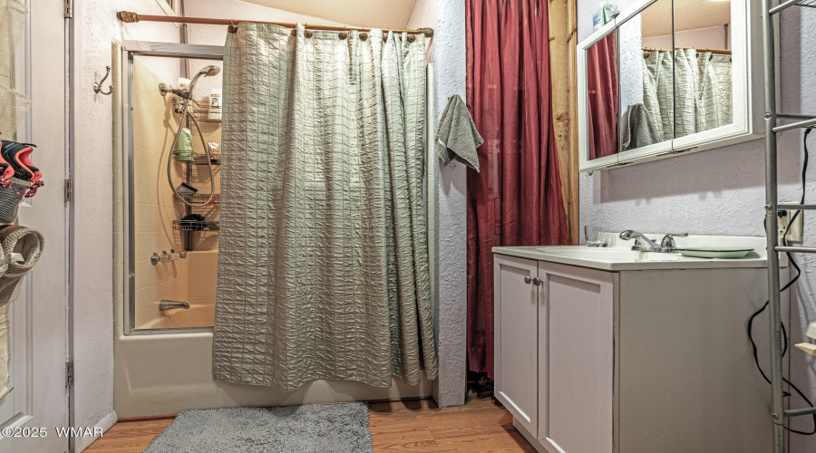 Guesthouse Bathroom