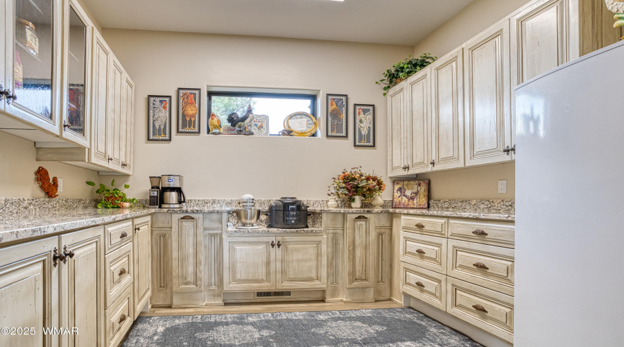 Secret Butler's Pantry