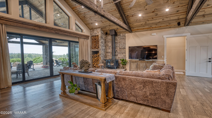 Exposed Beams