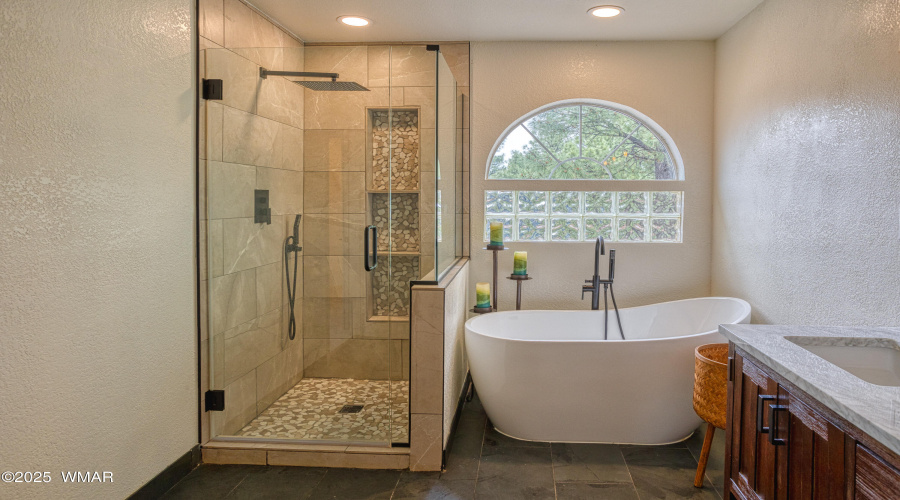 Primary Tub and Shower