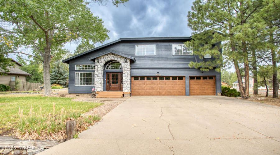 3 car garage