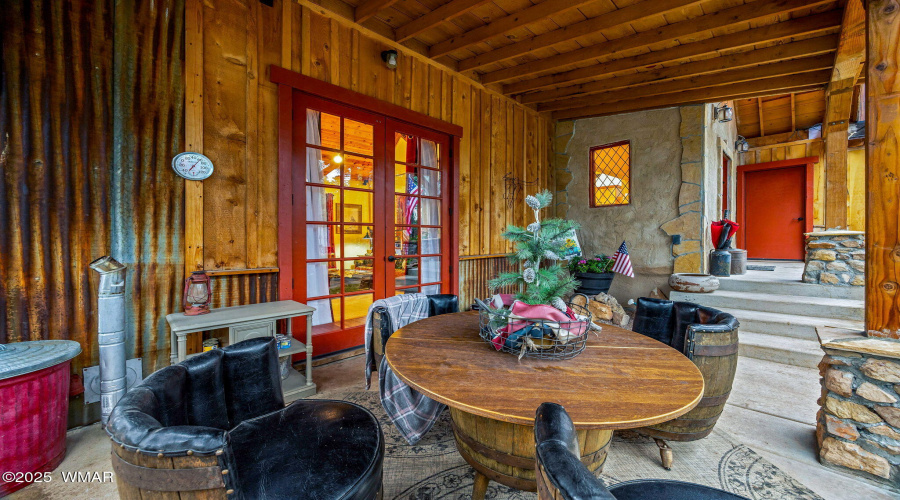 COZY FRONT PATIO