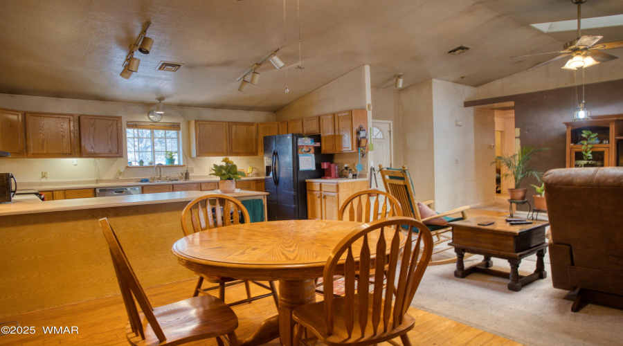 Dining AreaKitchen