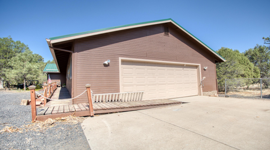 2 Car Garage