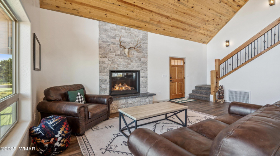 07-Living Room