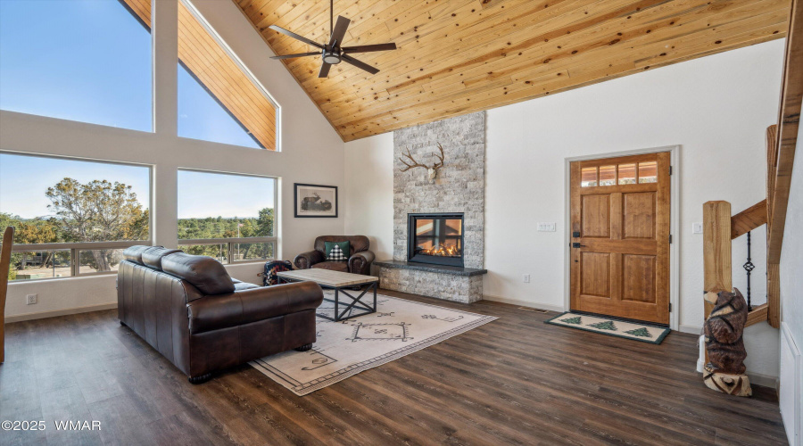 08-Living Room