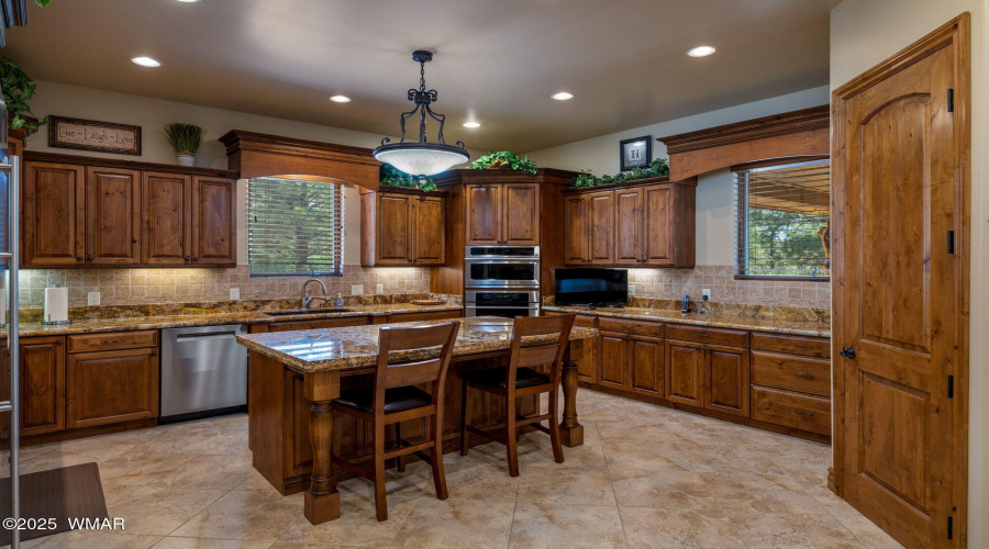 2320ChanelleLn-HeberOvergaard-AZ-13