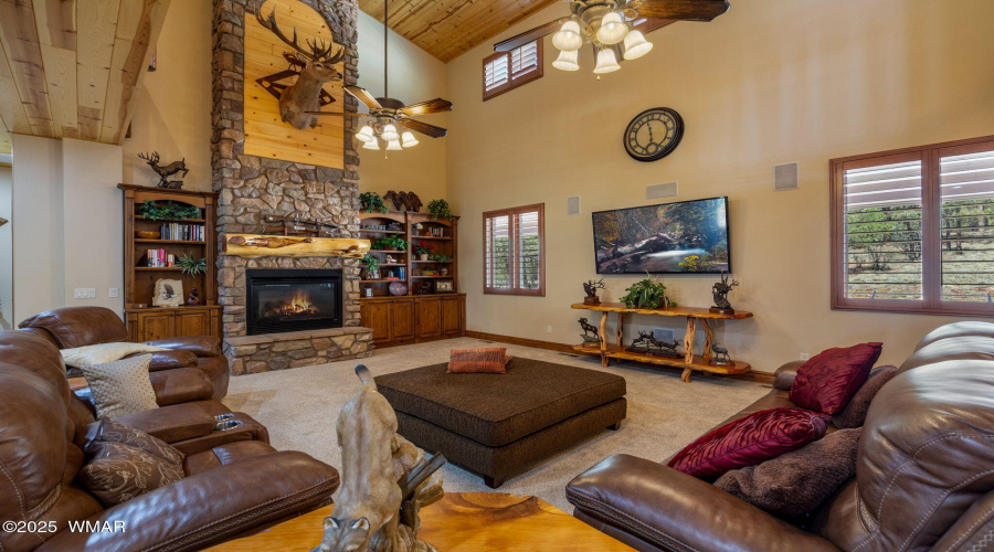 2320ChanelleLn-HeberOvergaard-AZ-9