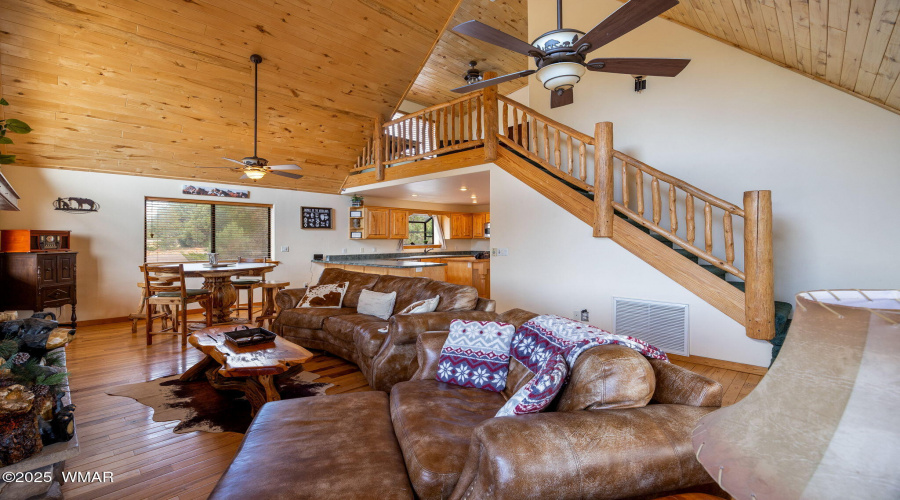 1537GeorgannCircle-HeberOvergaard-AZ-10