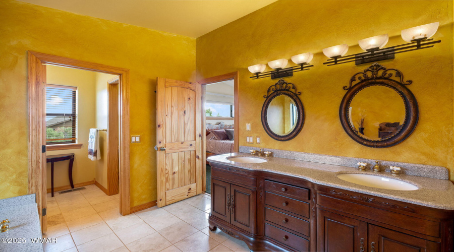 1537GeorgannCircle-HeberOvergaard-AZ-24