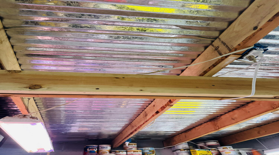 Safe room ceiling