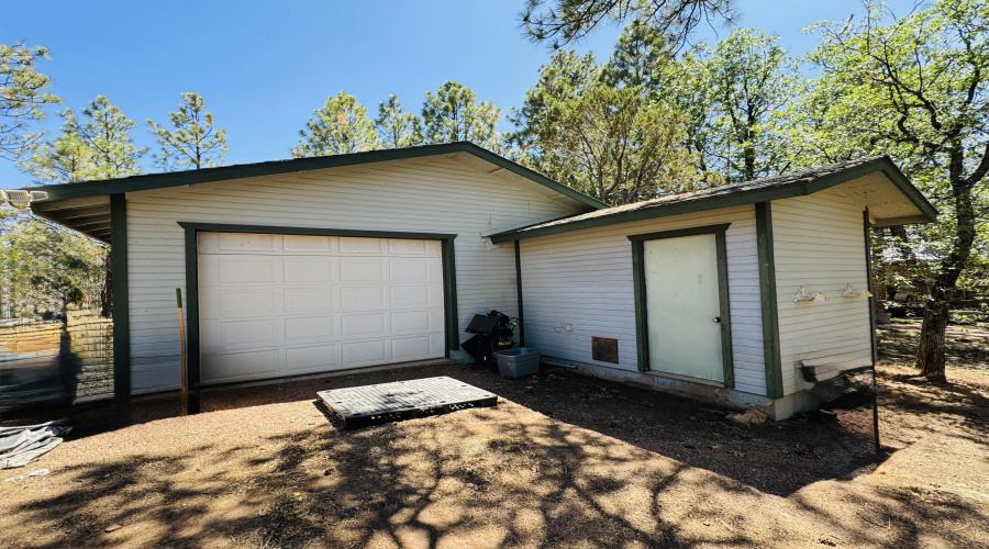 1.5 garage detached