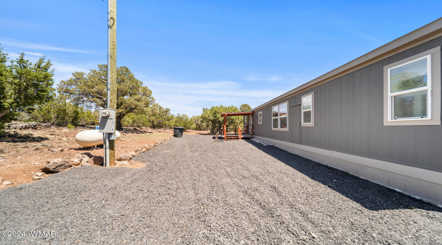 22 CR 3027 Vernon AZ-214